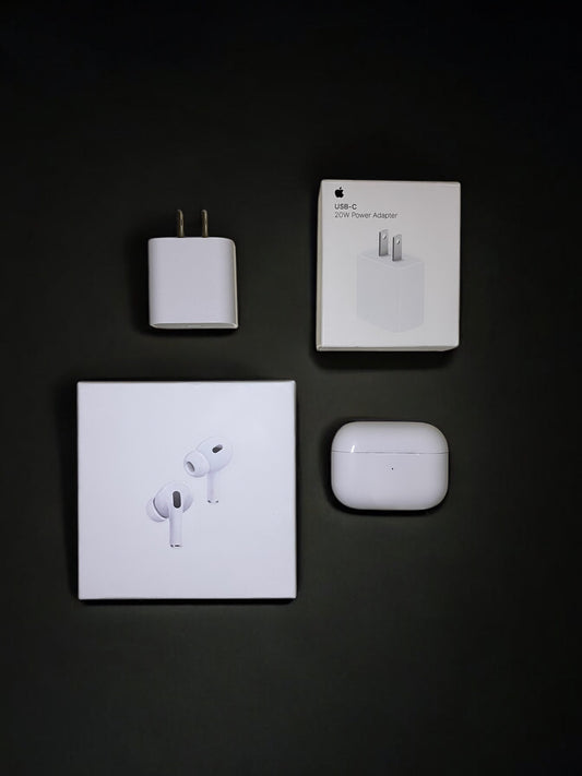 AirPods Pro 2 + Adaptador de corriente USB-C